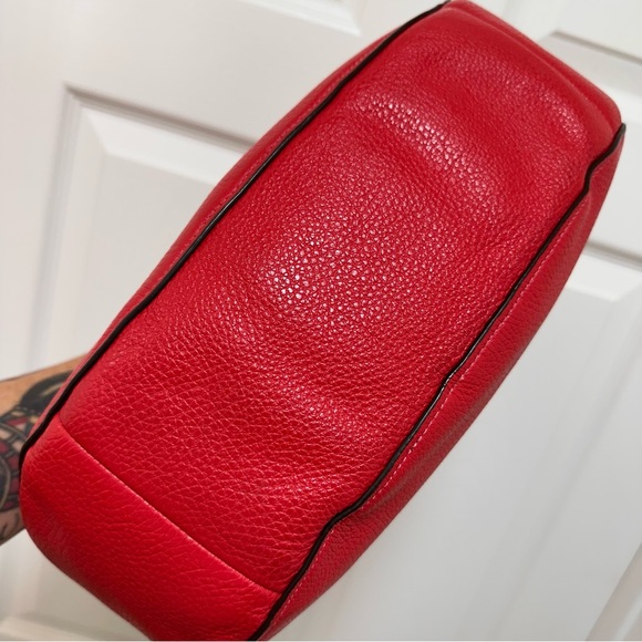 Coach Elle structured hobo bag in red pebbled leather with silver-tone hardware - Picture 6 of 12